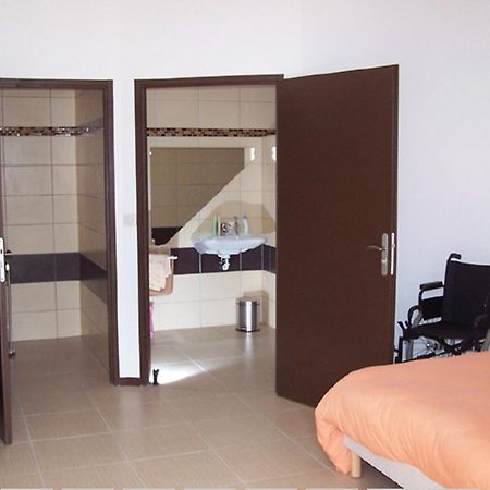 Hotel Le Richevaux Neufchâteau Екстериор снимка