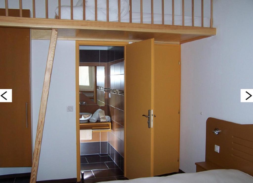 Hotel Le Richevaux Neufchâteau Екстериор снимка
